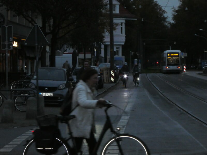 Fahrradstraße Wachmannstraße am Morgen 4